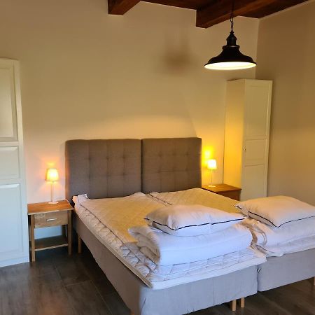 Byskolansvandrarhem Bronnestad Экстерьер фото
