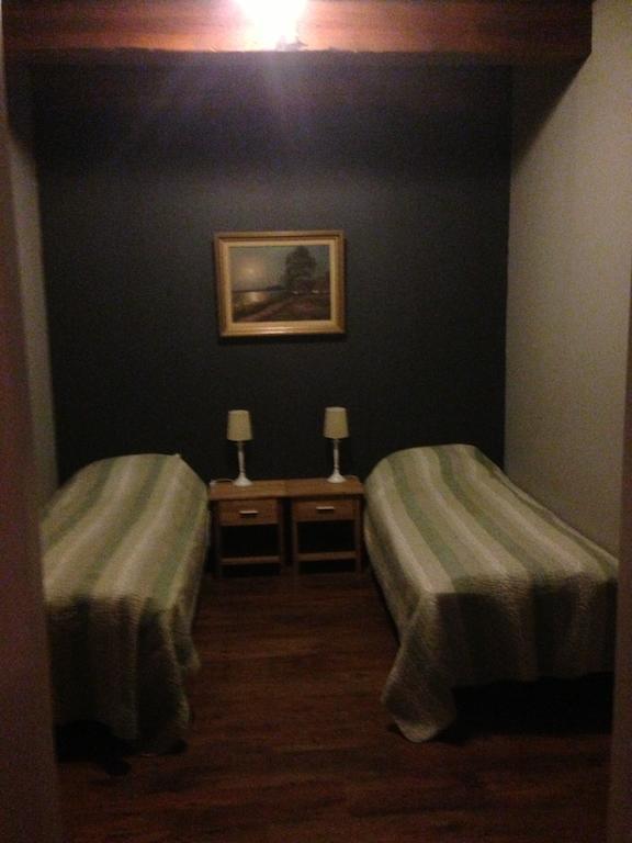 Byskolansvandrarhem Bronnestad Номер фото