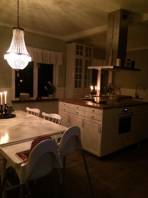 Byskolansvandrarhem Bronnestad Экстерьер фото